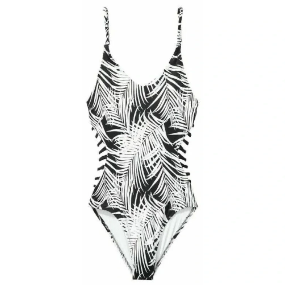 VS PINK gym to swim one piece suit - Picture 14 of 14